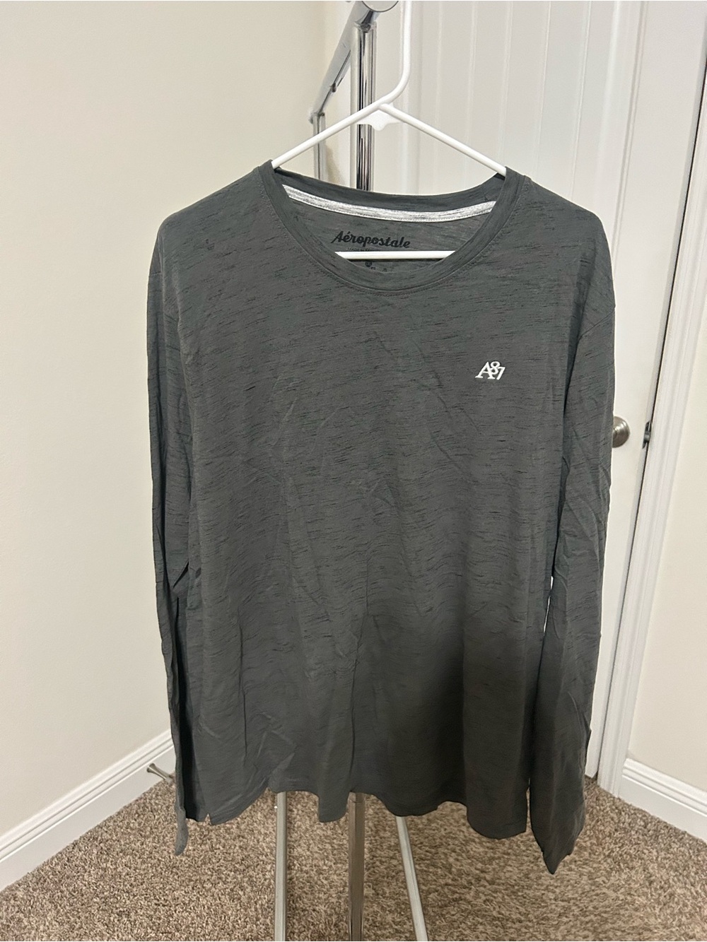 Aeropostale Men's Long Sleeve Crewneck Shirt - Charcoal